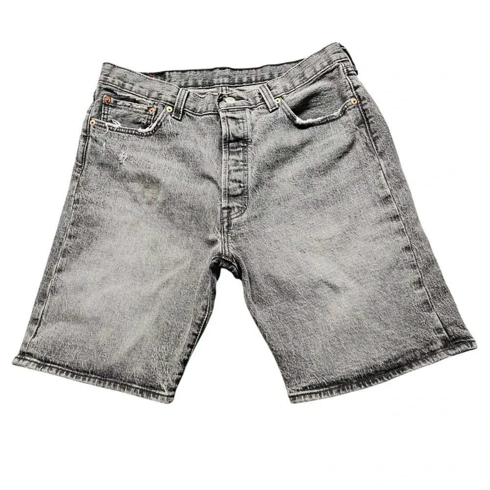 Levis 501 Original Fit Gray Distressed Denim Shorts Mens W34 L9 Button Fly Jorts